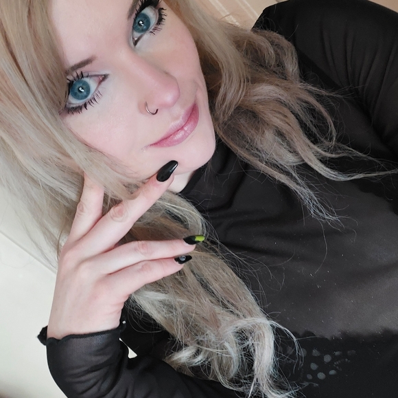 the gimp the moth and the trash baby - Picture 2 of 3